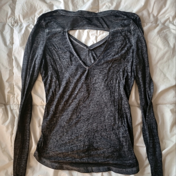 BKE long sleeve see-through shirt with cutout in the back size S - Picture 2 of 3
